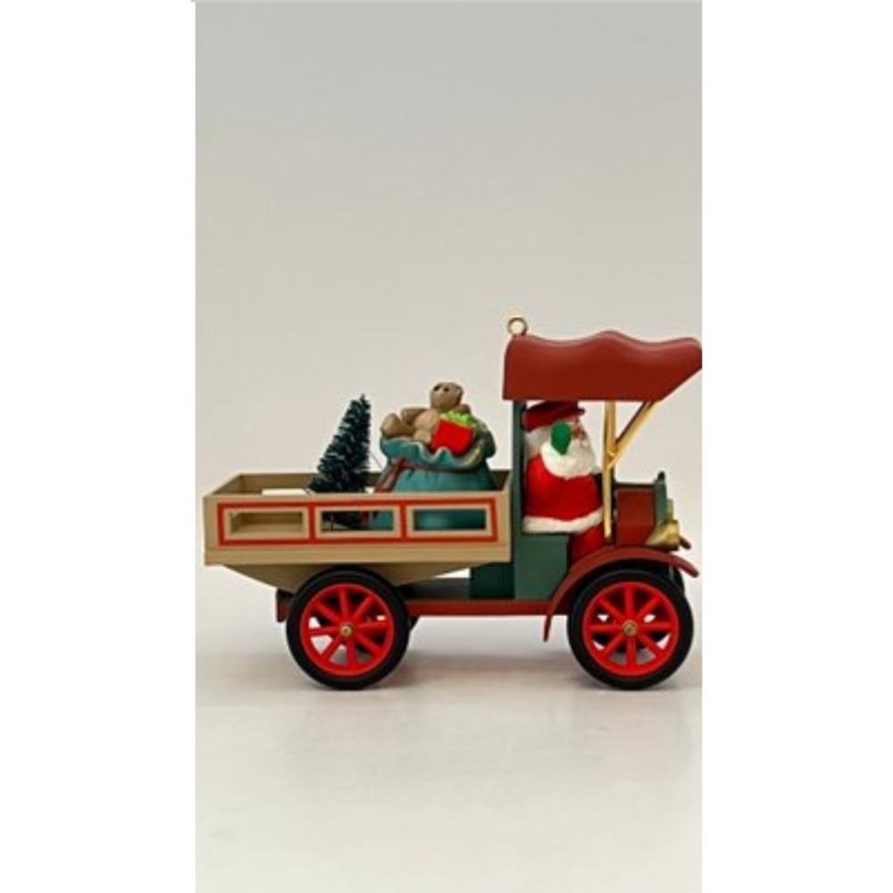 1992 Kringle‎ Tours Here Cones Santa Hallmark Keepsake Ornament